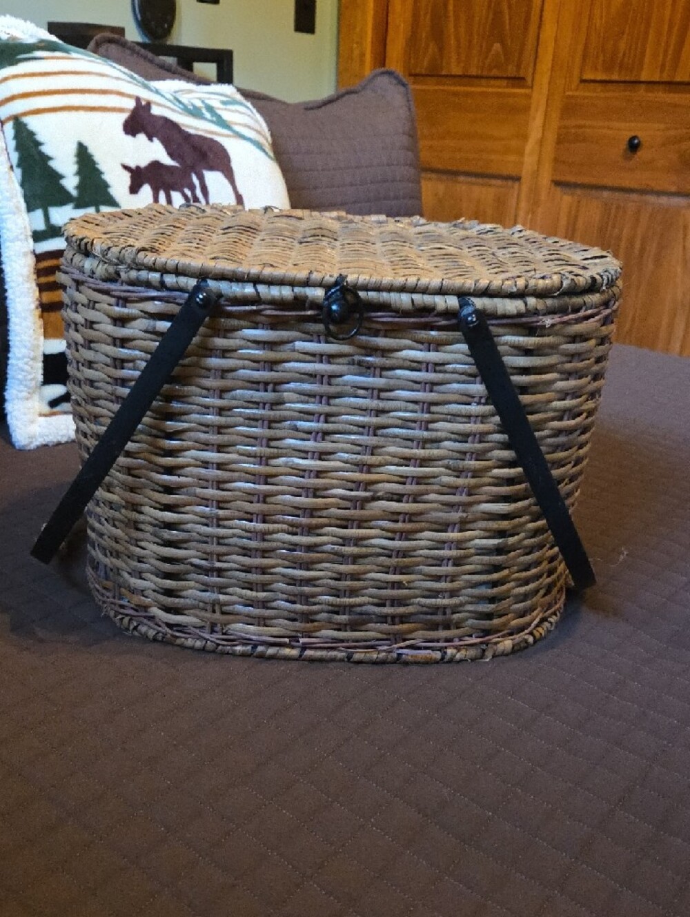 Woven Rattan Picnic Basket with Black Handles - Natural Brown